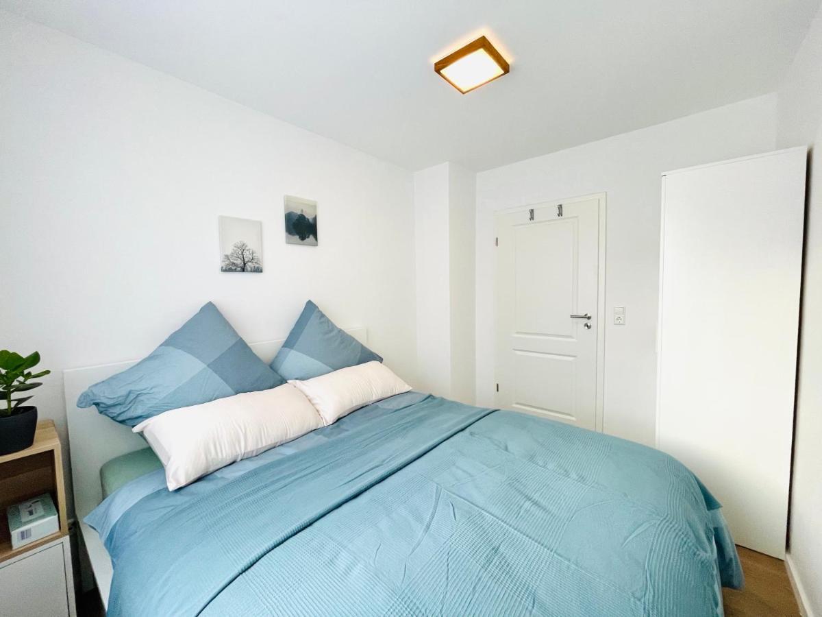 Frisch Renoviertes Und Charmantes Apartment Stuttgart Eksteriør bilde